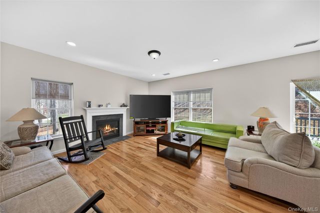 98 Bender Road, Westtown, NY 10998