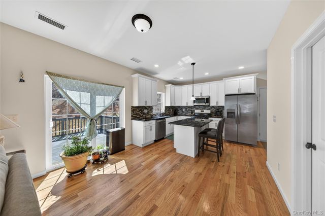 98 Bender Road, Westtown, NY 10998