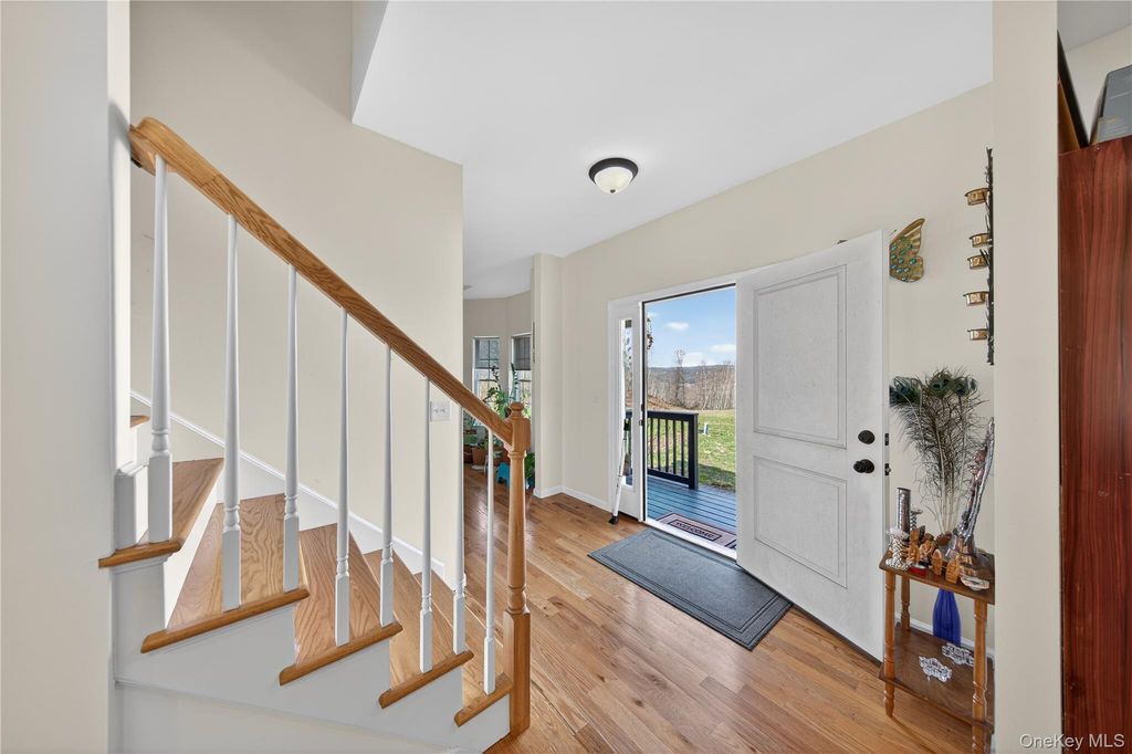 98 Bender Road, Westtown, NY 10998