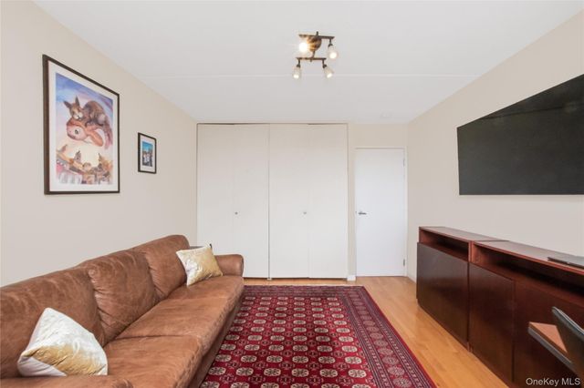 1155 Warburton Avenue 3PR, Yonkers, NY 10701