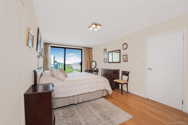 1155 Warburton Avenue 3PR, Yonkers, NY 10701