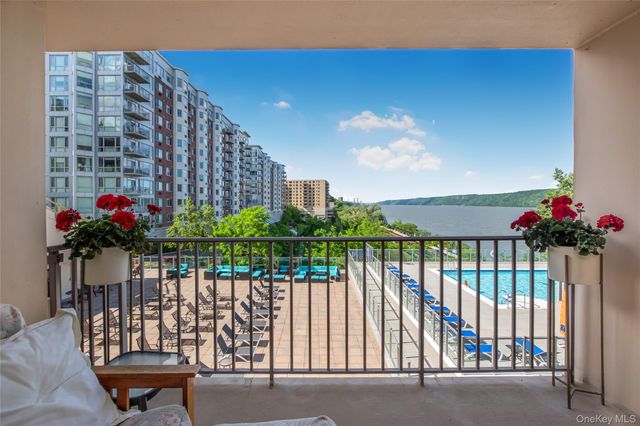 1155 Warburton Avenue 3PR, Yonkers, NY 10701