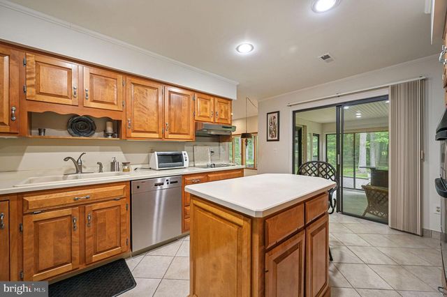 69 S TURNBERRY DR, Dover, DE 19904