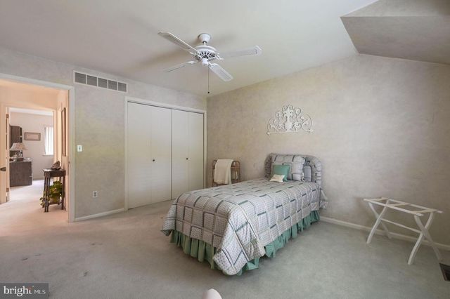 69 S TURNBERRY DR, Dover, DE 19904