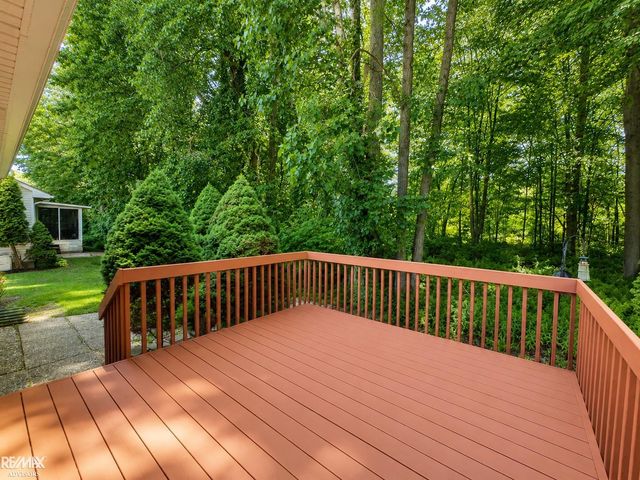 9662 Nook Road, Algonac, MI 48001