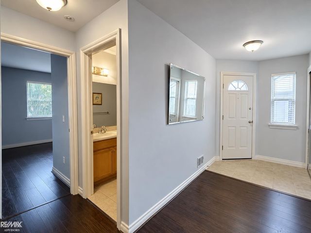 9662 Nook Road, Algonac, MI 48001