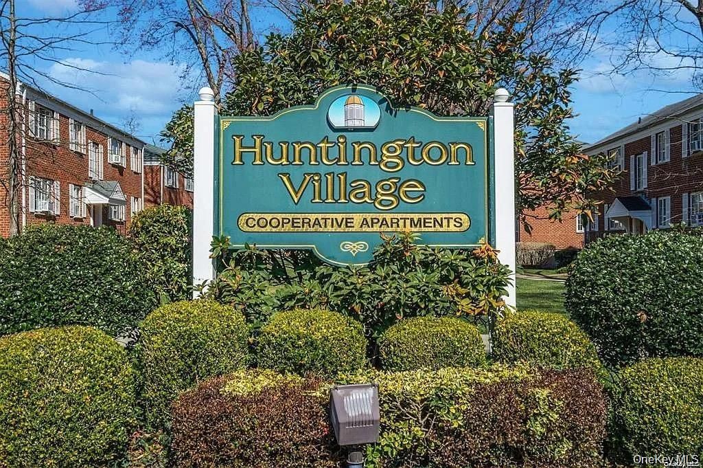 441 W Main Street 3B, Huntington, NY 11743