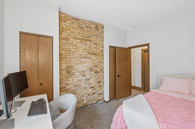 1811 Elliot Avenue 2, Minneapolis, MN 55404