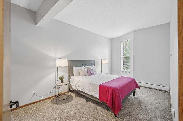 1811 Elliot Avenue 2, Minneapolis, MN 55404