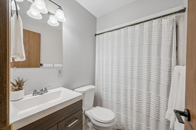 1811 Elliot Avenue 2, Minneapolis, MN 55404