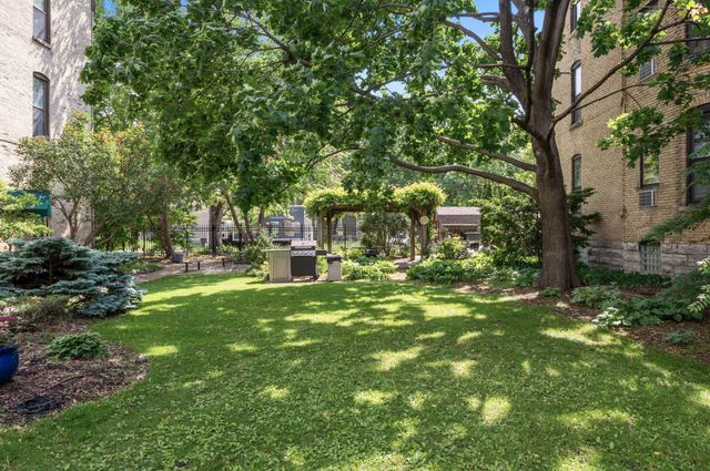 1811 Elliot Avenue 2, Minneapolis, MN 55404