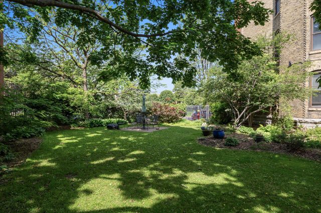 1811 Elliot Avenue 2, Minneapolis, MN 55404