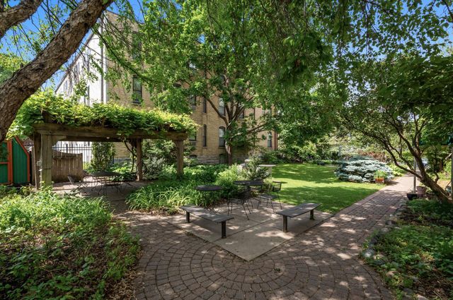 1811 Elliot Avenue 2, Minneapolis, MN 55404