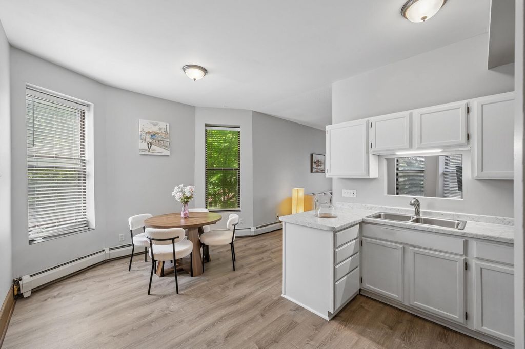 1811 Elliot Avenue 2, Minneapolis, MN 55404