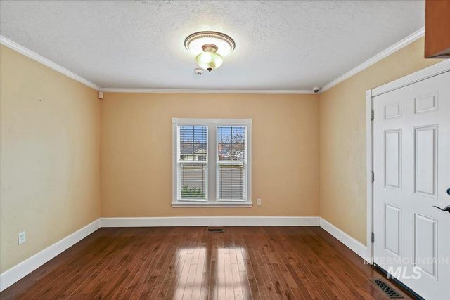 520 N 16th, Nampa, ID 83687