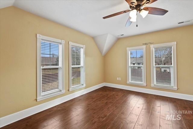 520 N 16th, Nampa, ID 83687