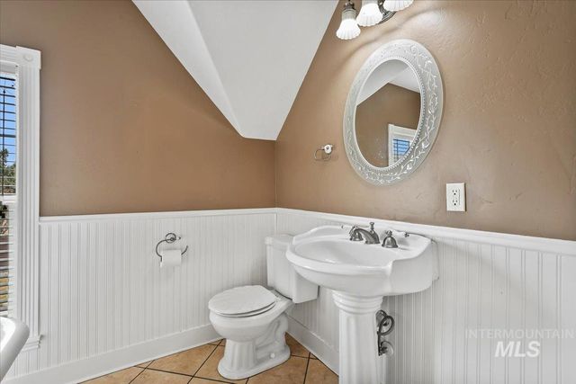 520 N 16th, Nampa, ID 83687