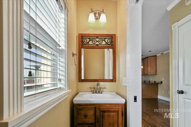 520 N 16th, Nampa, ID 83687