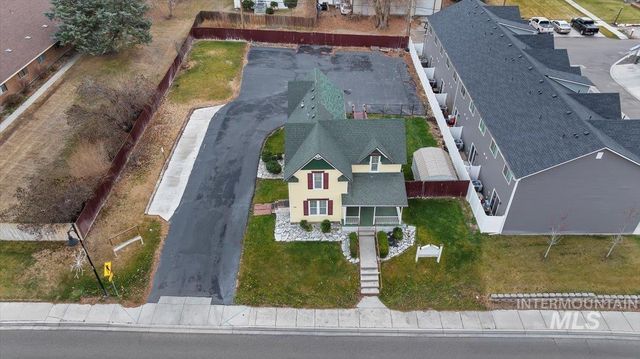 520 N 16th, Nampa, ID 83687