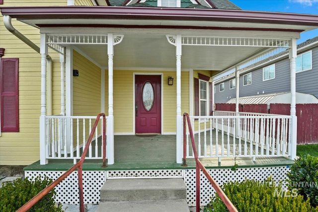 520 N 16th, Nampa, ID 83687