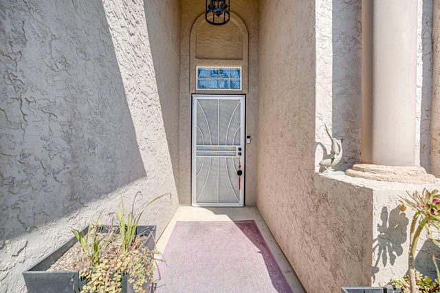 2361 Cromwell Avenue, Clovis, CA 93611