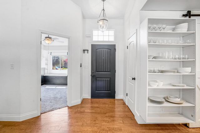 2361 Cromwell Avenue, Clovis, CA 93611