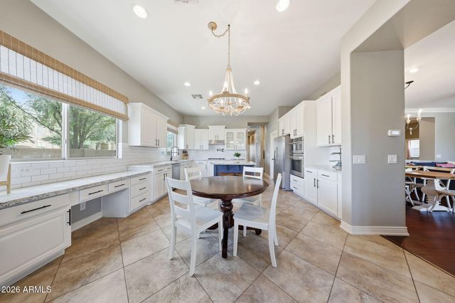 18754 E Oak Hill Lane, Queen Creek, AZ 85142