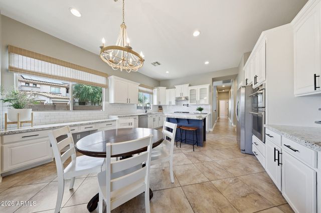 18754 E Oak Hill Lane, Queen Creek, AZ 85142