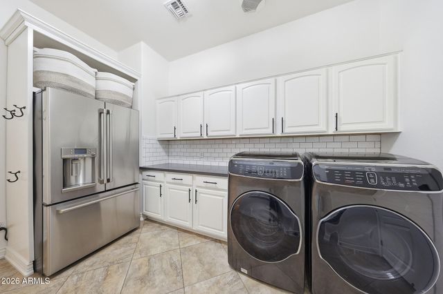 18754 E Oak Hill Lane, Queen Creek, AZ 85142