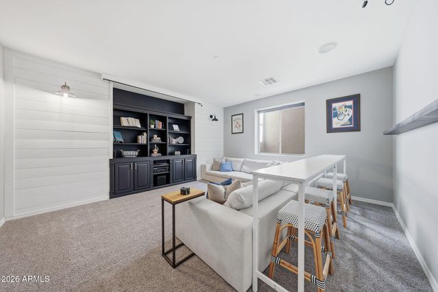 18754 E Oak Hill Lane, Queen Creek, AZ 85142