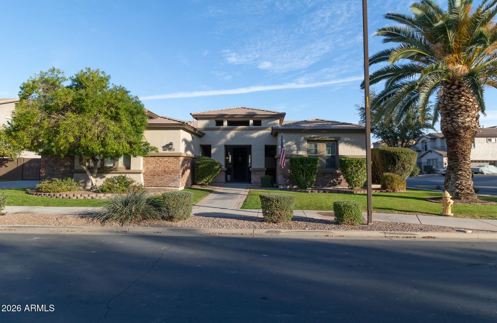 18754 E Oak Hill Lane, Queen Creek, AZ 85142