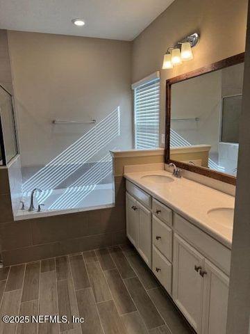 4137 ARBOR MILL Circle, Orange Park, FL 32065