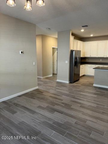 4137 ARBOR MILL Circle, Orange Park, FL 32065