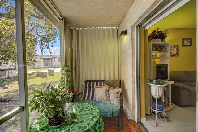 470 N Laurel 4, Margate, FL 33063