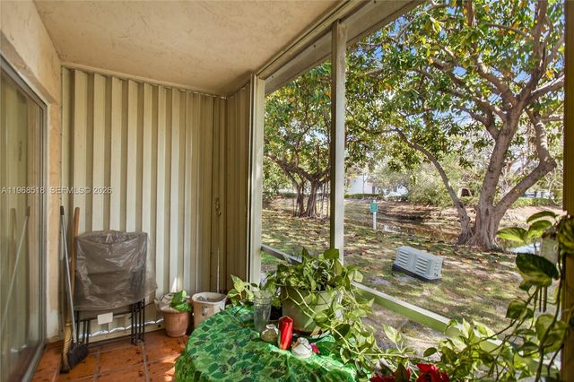 470 N Laurel 4, Margate, FL 33063