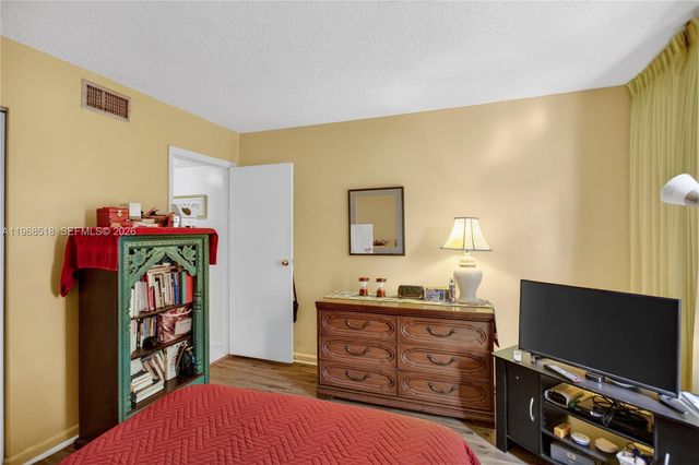 470 N Laurel 4, Margate, FL 33063