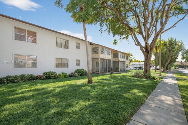 470 N Laurel 4, Margate, FL 33063