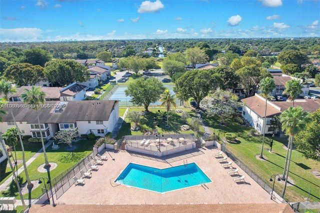 470 N Laurel 4, Margate, FL 33063