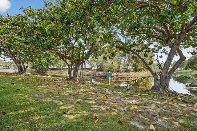 470 N Laurel 4, Margate, FL 33063