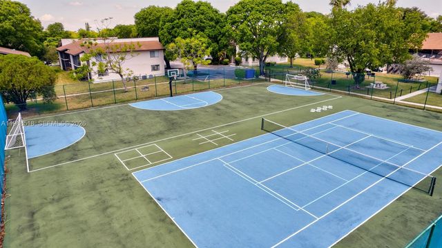 470 N Laurel 4, Margate, FL 33063