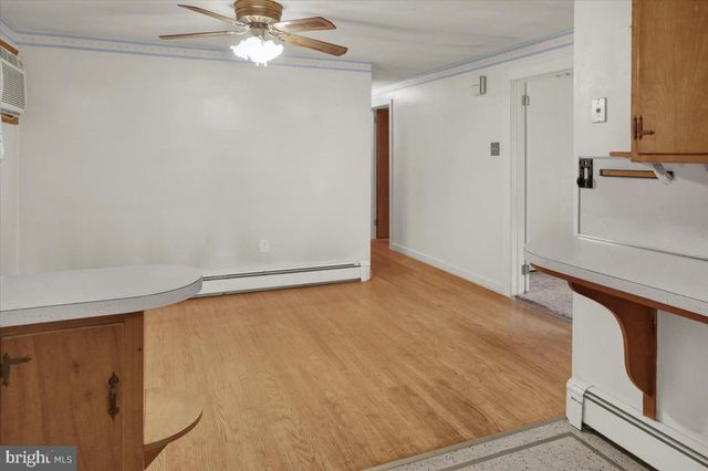 6 FREED AVE, Spring City, PA 19475