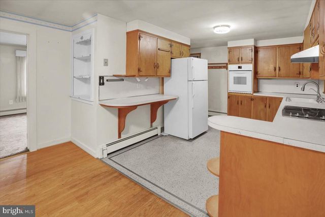 6 FREED AVE, Spring City, PA 19475