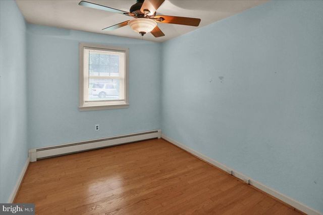 6 FREED AVE, Spring City, PA 19475