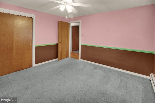 6 FREED AVE, Spring City, PA 19475