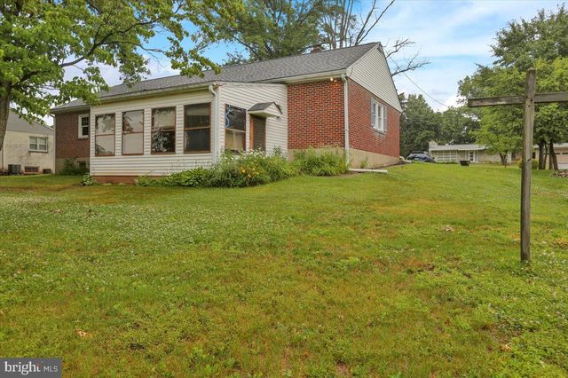 6 FREED AVE, Spring City, PA 19475