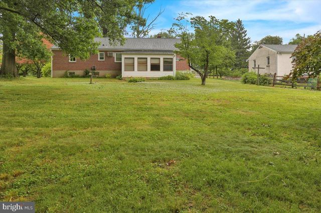 6 FREED AVE, Spring City, PA 19475