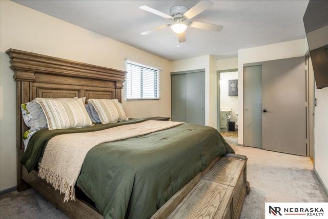 820 N 121st Street, Omaha, NE 68154