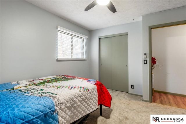 820 N 121st Street, Omaha, NE 68154