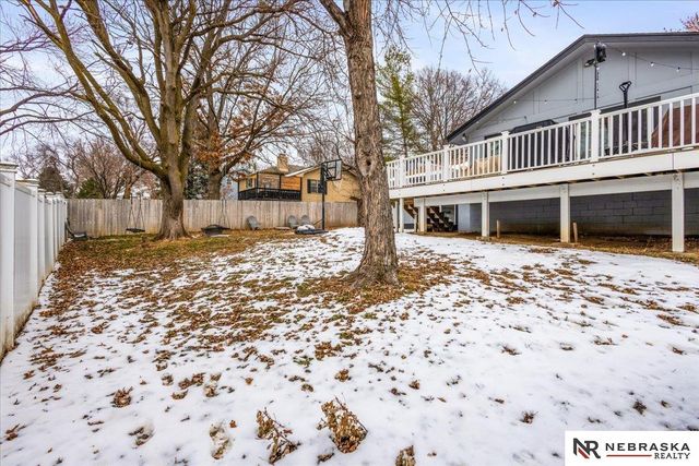 820 N 121st Street, Omaha, NE 68154