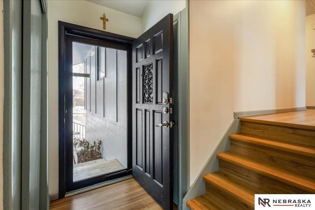 820 N 121st Street, Omaha, NE 68154